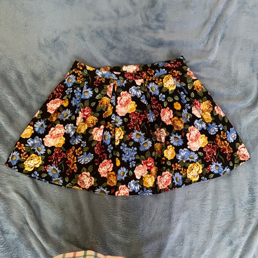 Forever 21 floral colorful flowy mini skirt